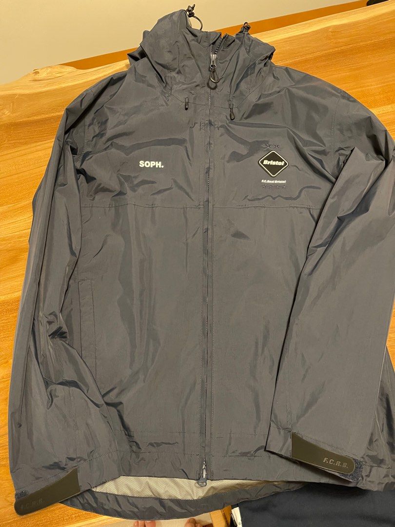 F.C. Real Bristol Rain Jacket Navy Size L 90% New, 男裝, 外套及