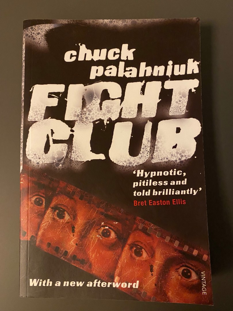 Fight Club By Chuck Palahniuk, 興趣及遊戲, 書本 & 文具, 小說 & 故事書 - Carousell