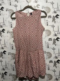 (Category: ) located in . Submitted by allaboutthrift___ (Listing ID 1219029679, Image 1). Description: .
