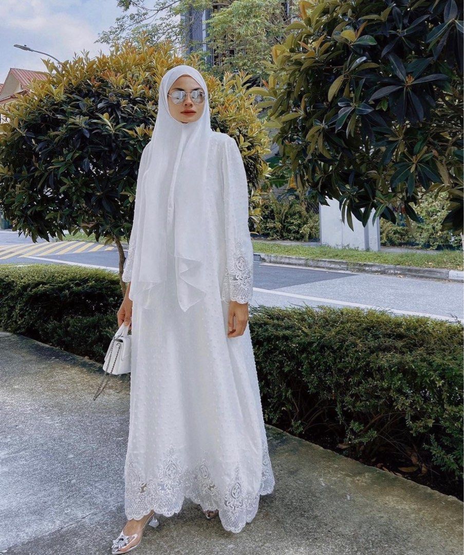 Gorgeous Alia Anggun Lace Abaya Women s Fashion Muslimah Fashion