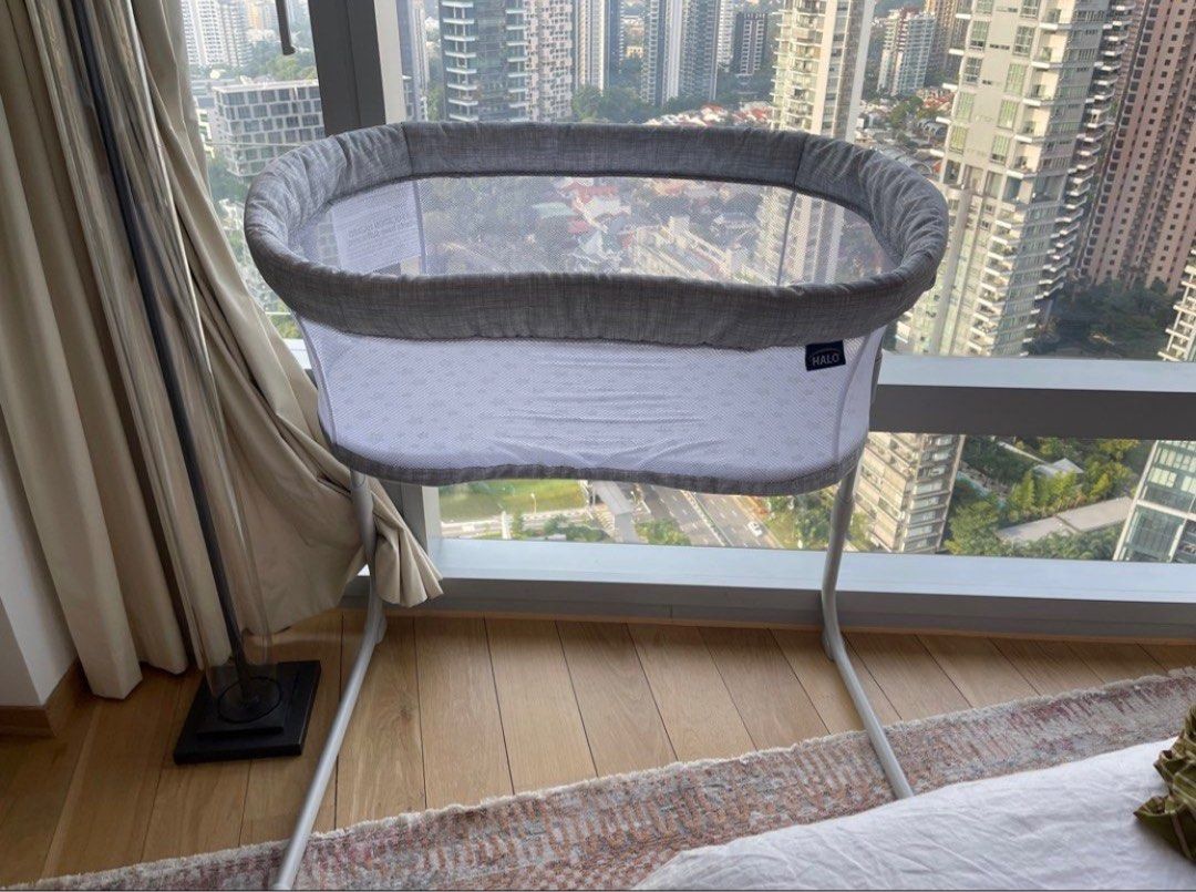 Halo on sale bassinet glider