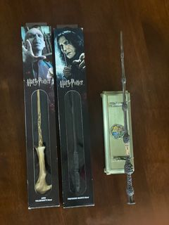 Harry Potter wands (official collector’s wands)