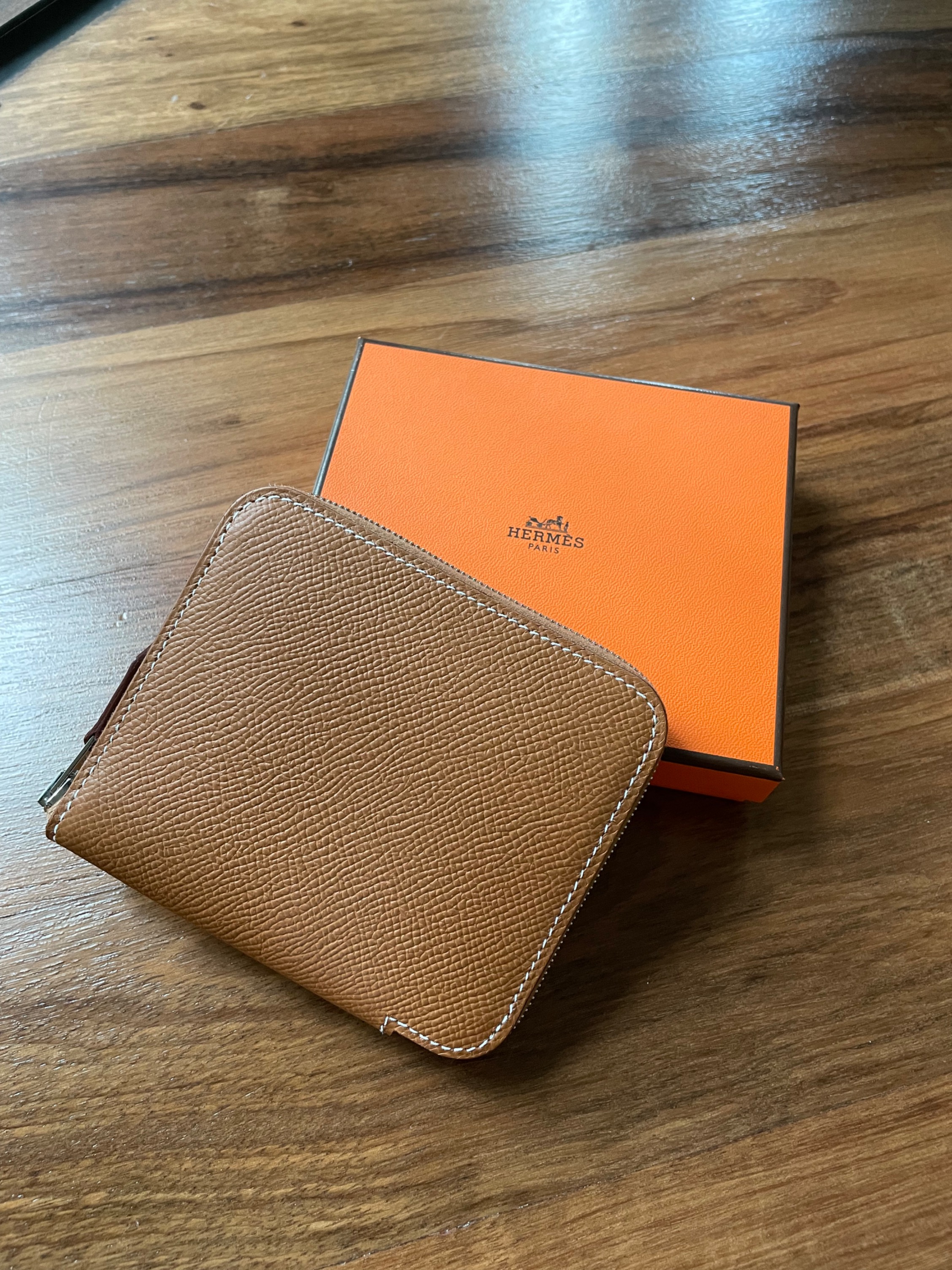 Hermes Silk In compact wallet, Luxury, Bags & Wallets on Carousell