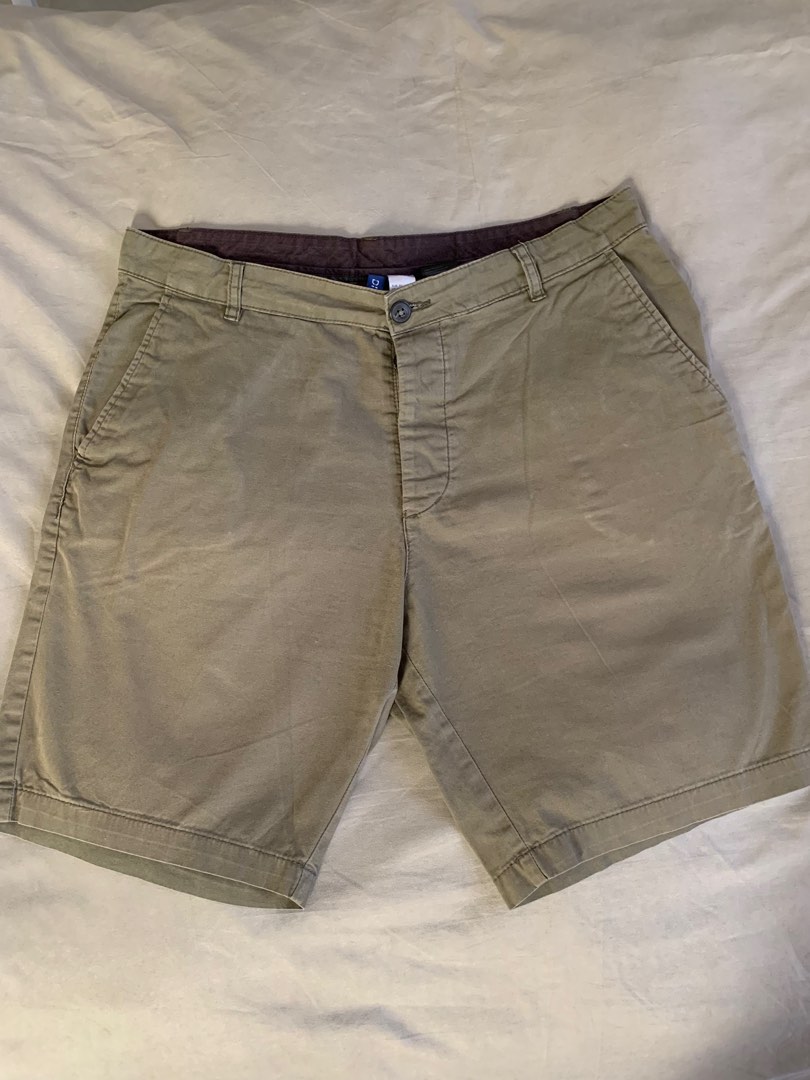 H&M men shorts, Men's Fashion, Bottoms, Shorts on Carousell
