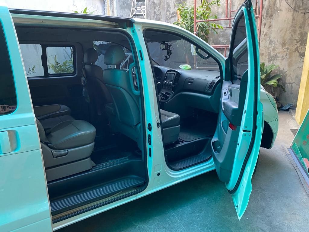 Hyundai Starex on Carousell