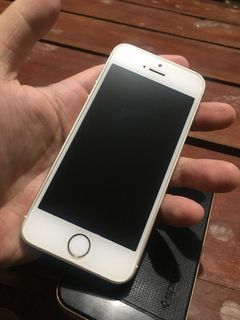 iPhone SE 2016