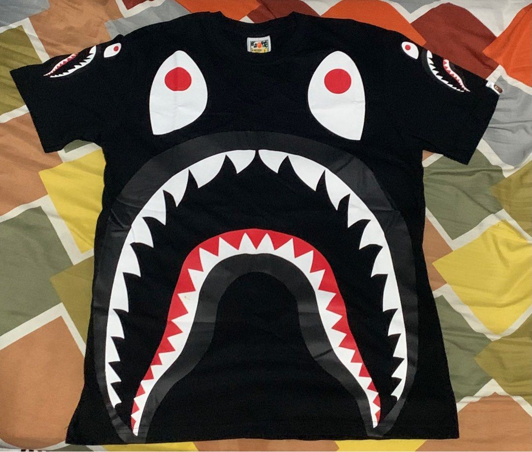 Kaos Bape shark big logo Fesyen Pria Pakaian Atasan di Carousell