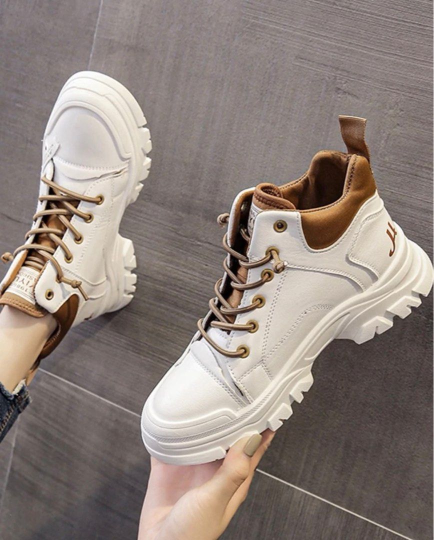 Chunky on sale sneaker boot