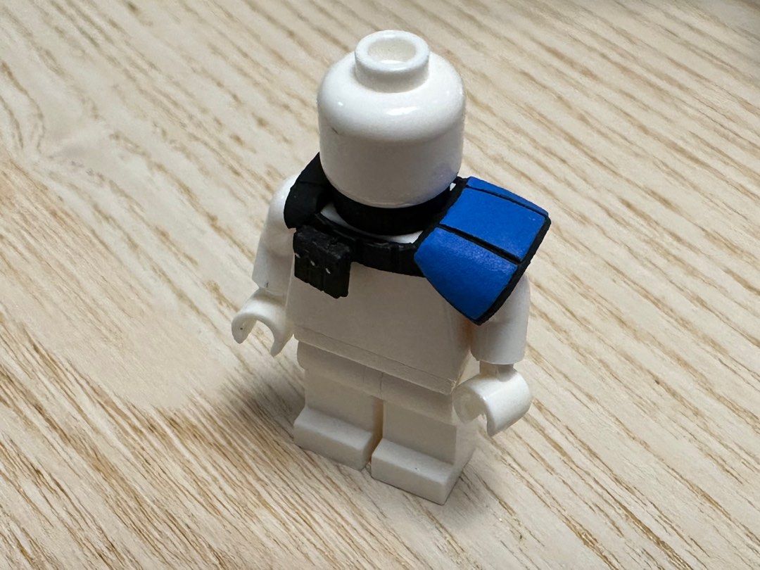 Lego custom online pauldron