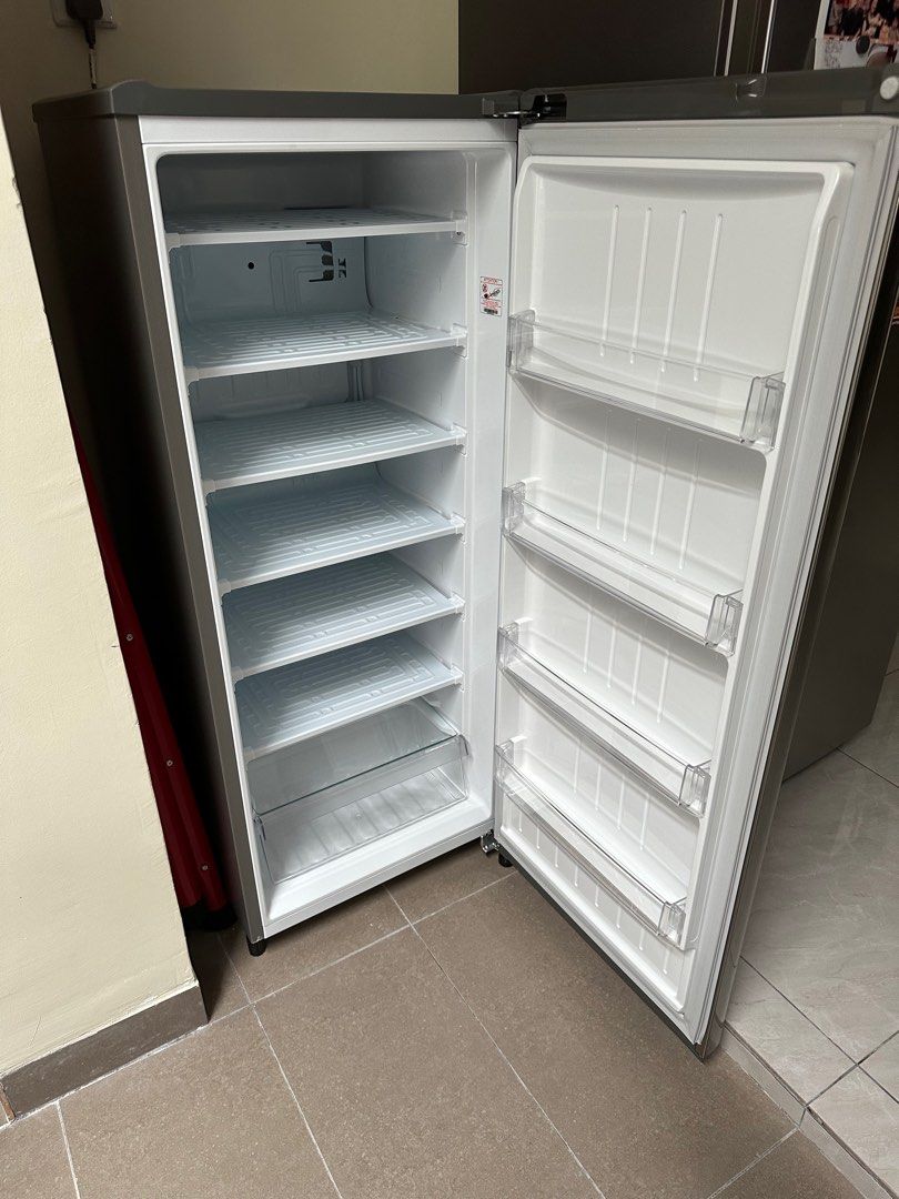 LG deep freezer, TV & Home Appliances, Kitchen Appliances, Refrigerators & Freezers on Carousell