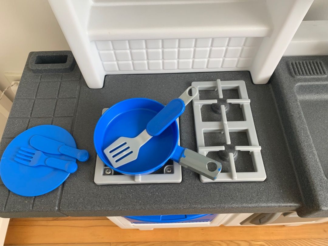 Little Tikes Ultimate Cook Kitchen, Hobbies & Toys, Toys & Games on Carousell