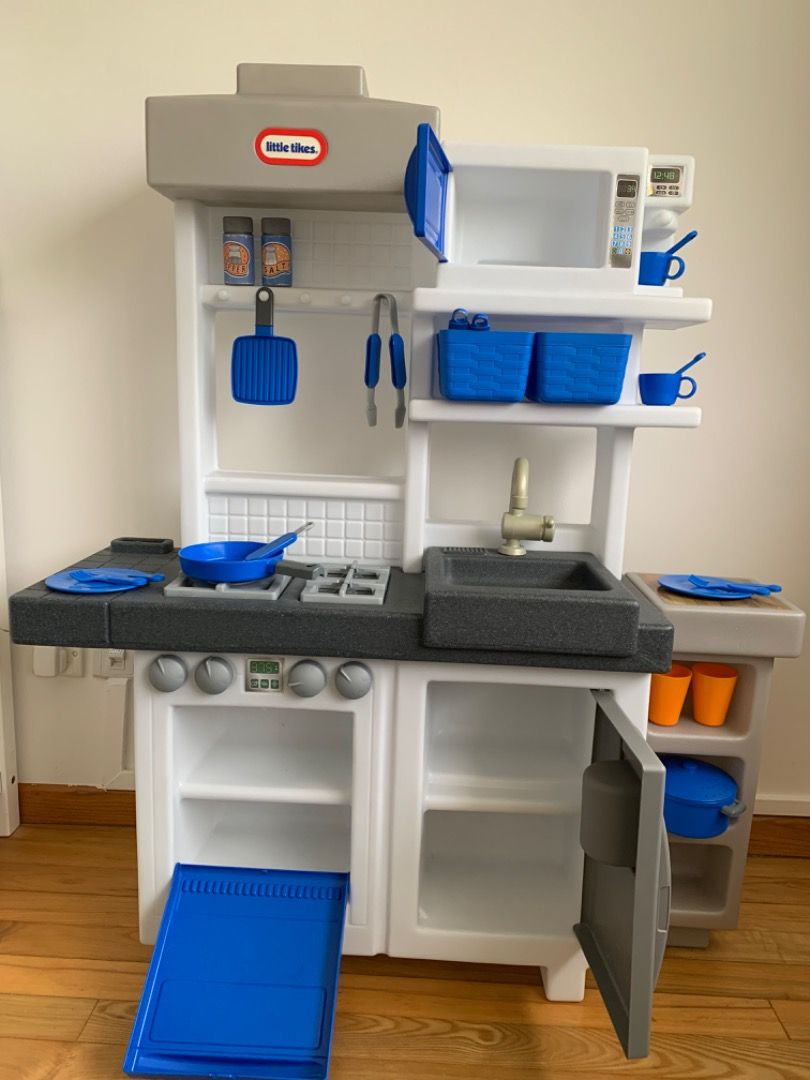 Little Tikes Ultimate Cook Kitchen, Hobbies & Toys, Toys & Games on Carousell