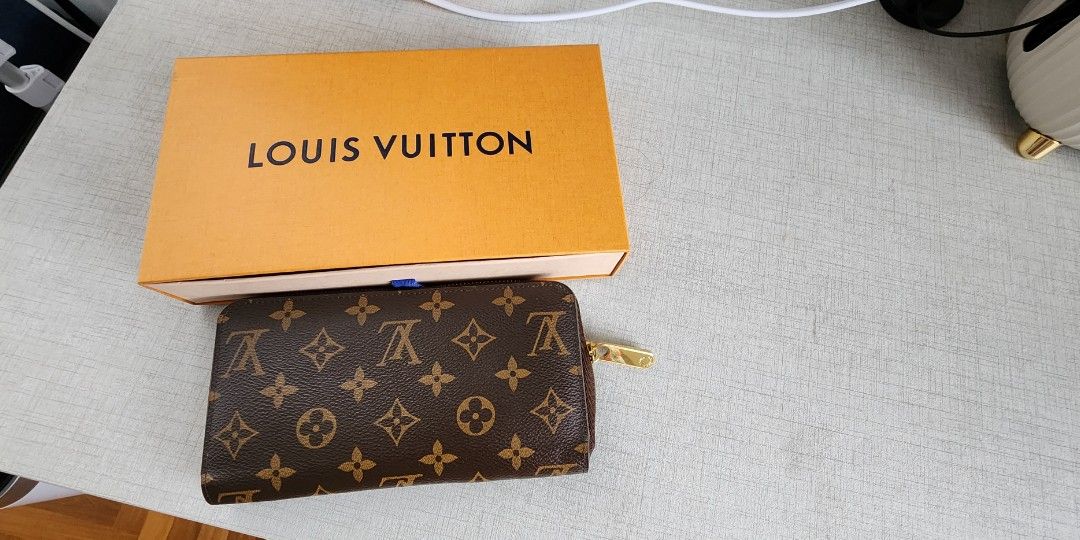 Louis Vuitton Clemence Zip Around Wallet in Monogram Canvas and Fushia  Interior, Luxury, Bags & Wallets on Carousell