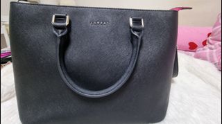 (Category: ) located in . Submitted by shaneyykcloset. (Listing ID 1219042320, Image 1). Description: .