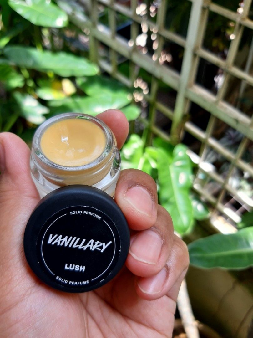LUSH Vanillary Solid Perfume FREE POSTAGE
