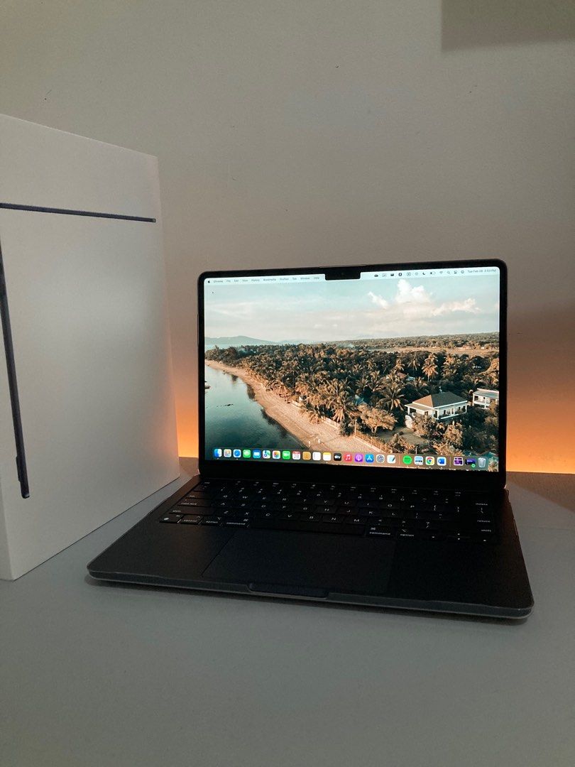 Macbook Air M2 chip (Category: Laptops & Notebooks) located in Angeles City. Submitted by edelle18 (Listing ID 1219099289, Image 2). Description: .
