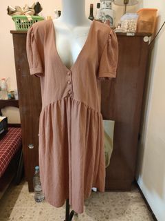 Mango Mididress warna Coklat agak Terracota