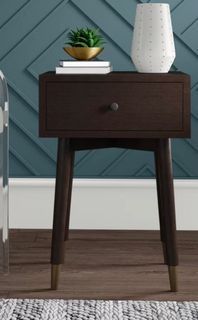 MID CENTURY END/SIDE TABLE