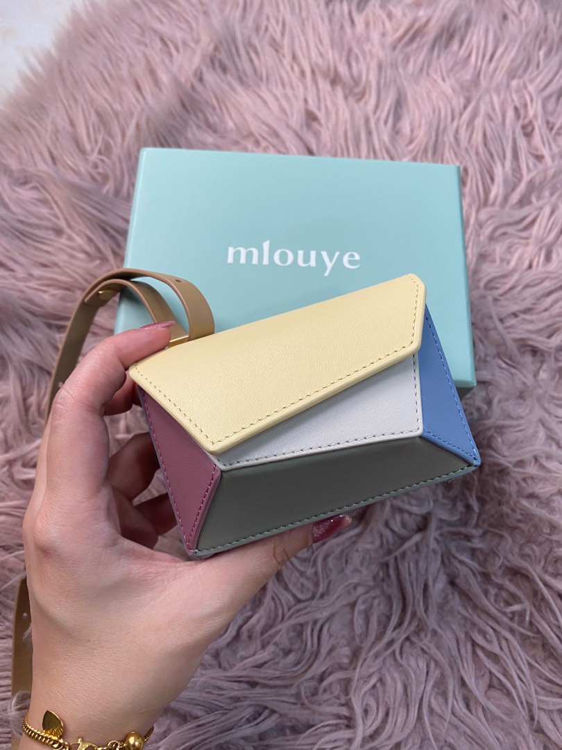 Naomi store mini wallet