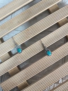 Natural turquoise dangling earrings