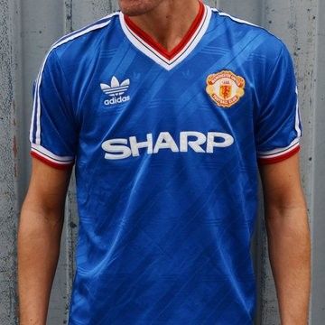 Manchester united shop blue sharp kit