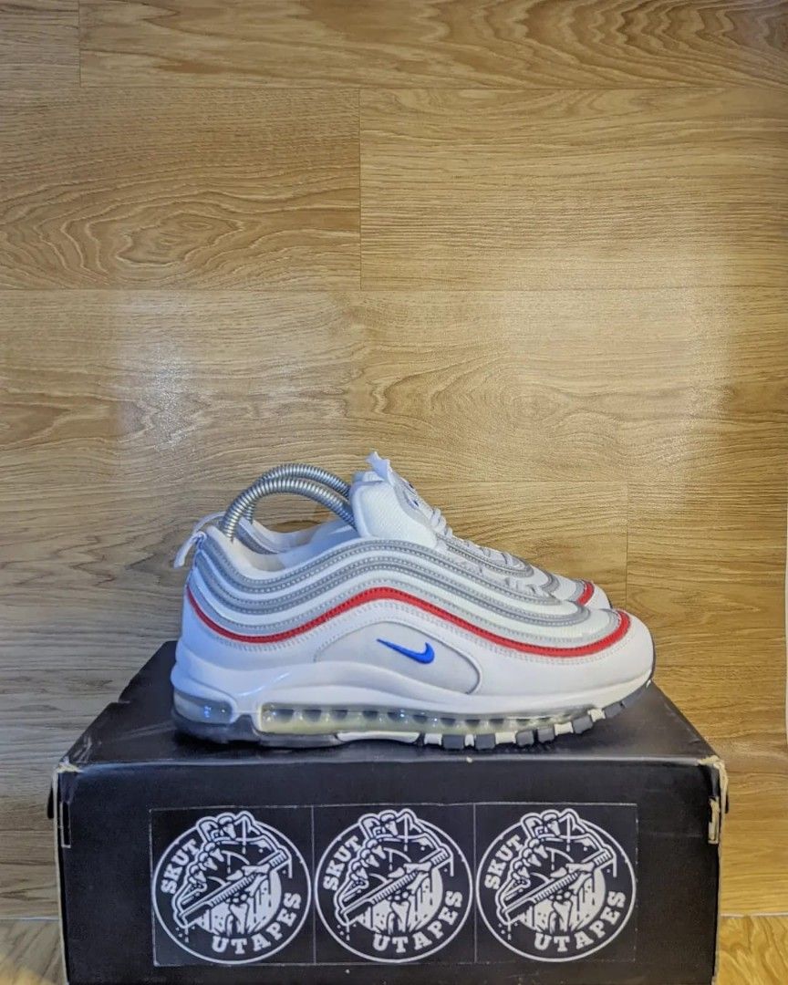NIKE AIR MAX 97 SIZE 39 Fesyen Pria Sepatu Sneakers di Carousell