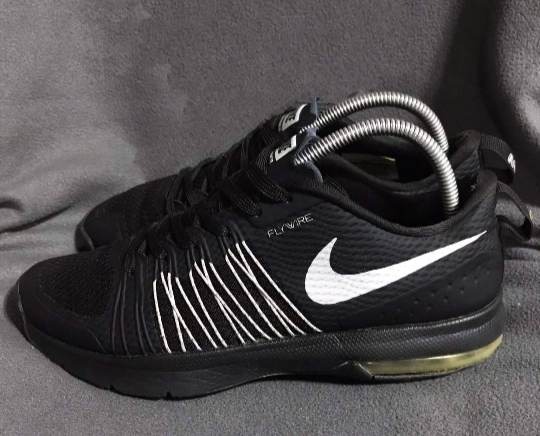 Nike air max shop effort tr flywire