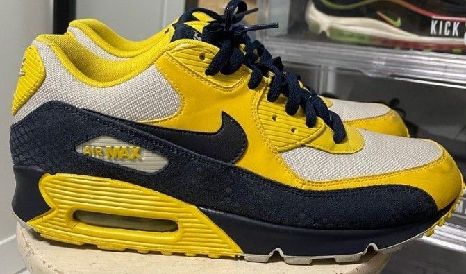 Air max 90 store yellow blue snake