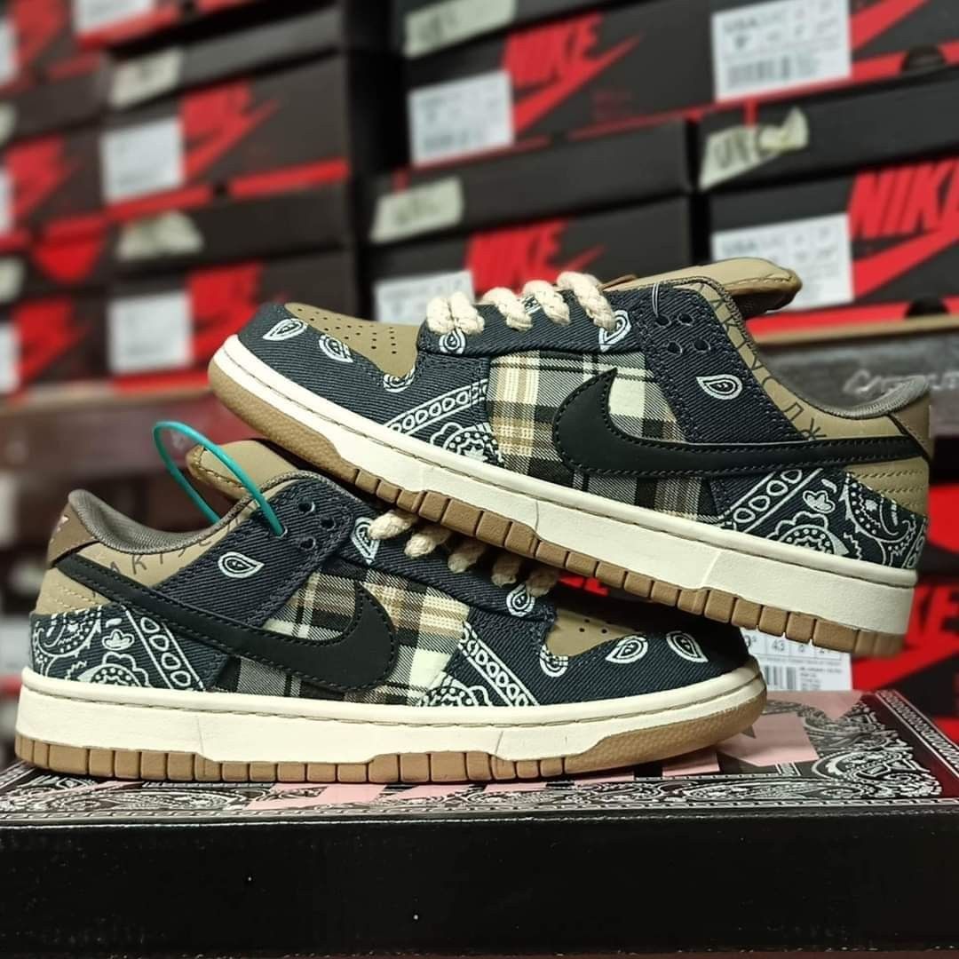 dunk low cactus jack