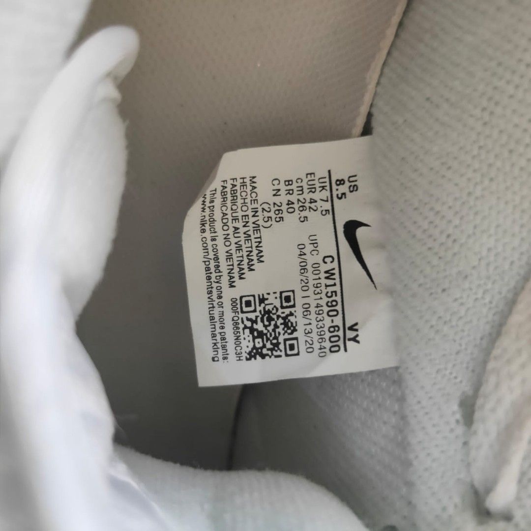 nike dunk low porcelain