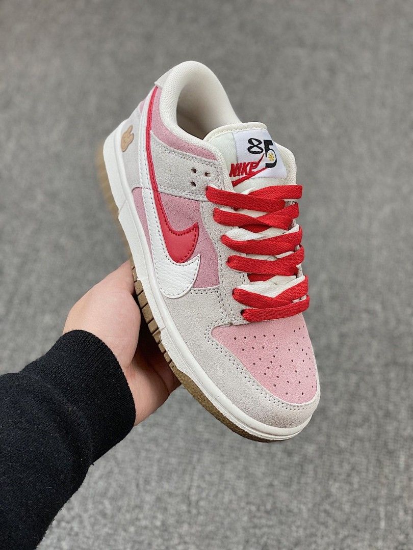 Nike SB Dunk Low SE