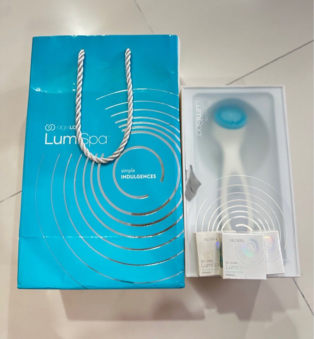 Nuskin AgeLoc LumiSpa Device & facial wash, Beauty & Personal Care