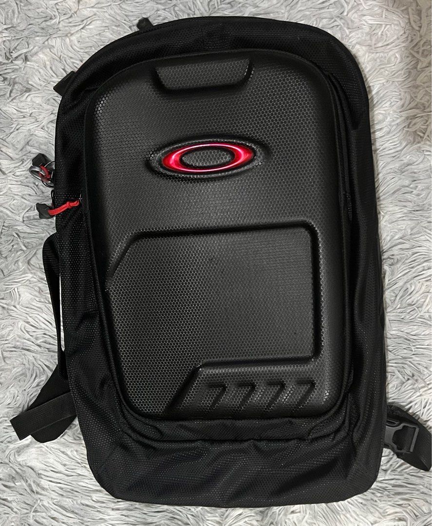 Oakley motion tech 2.0 backpack