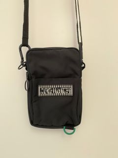 （分類：）位於 。 由 silver_hand 提交（商品編號 1219060103，圖片 1）。簡介： 。