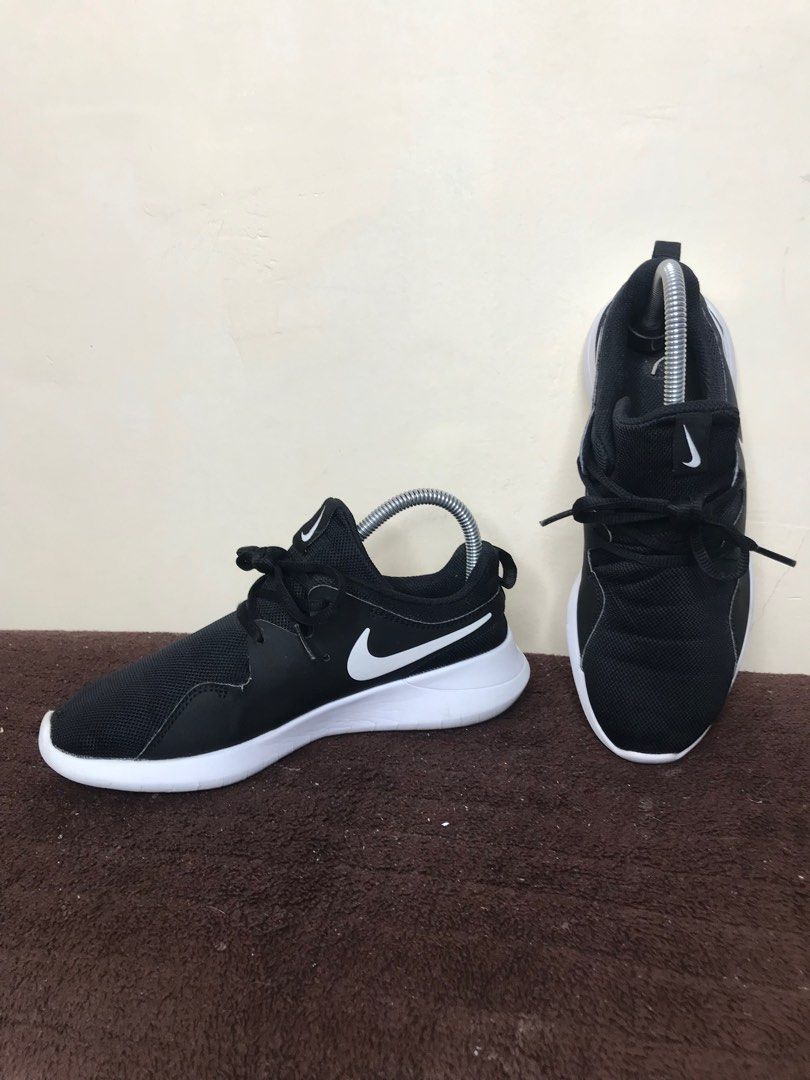 Orig Nike Tessen Women s Size 6.5 Women s Fashion Footwear