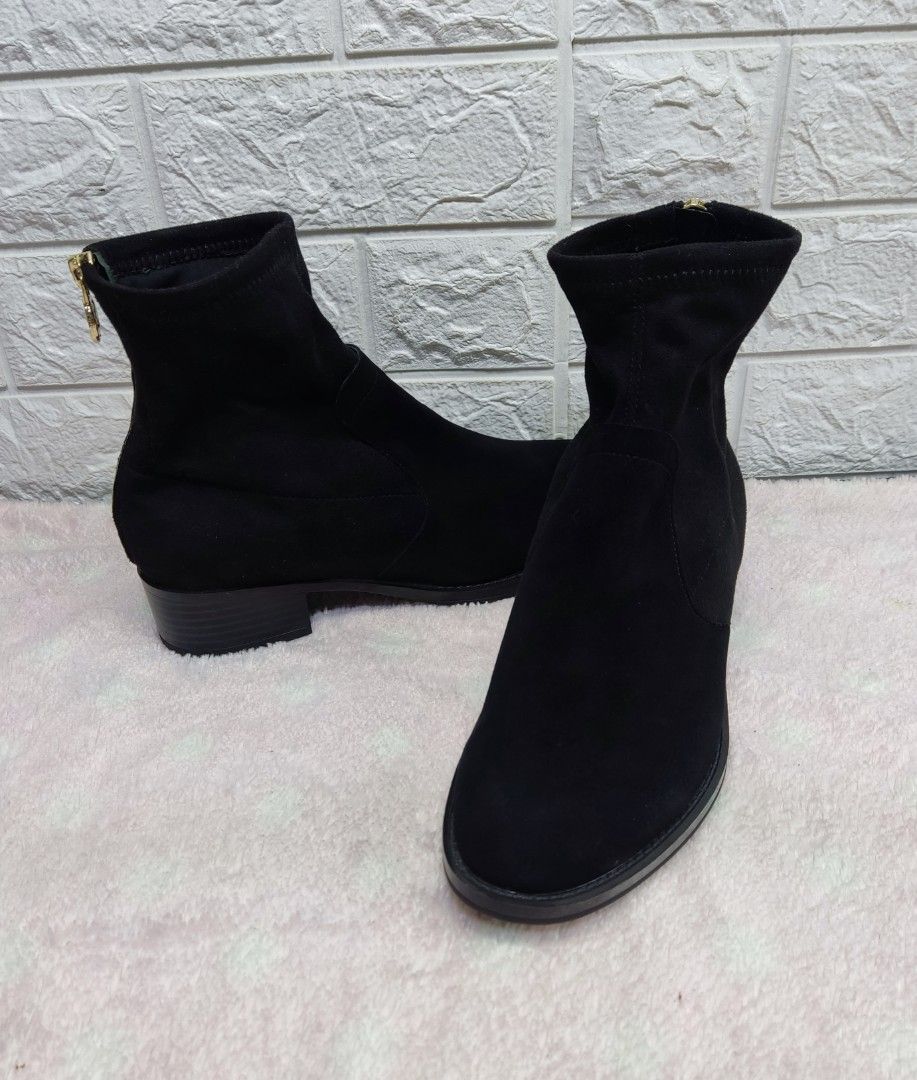 Original Staccato Boots, Women's Fashion, Footwear, Boots on Carousell