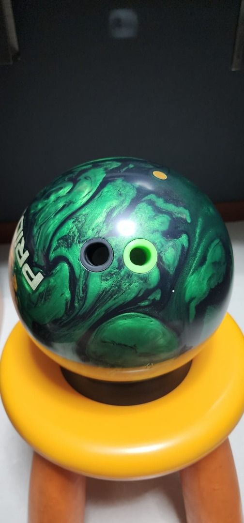 Pride Empire Motiv Bowling Ball 15 LBS, Sports Equipment, Sports