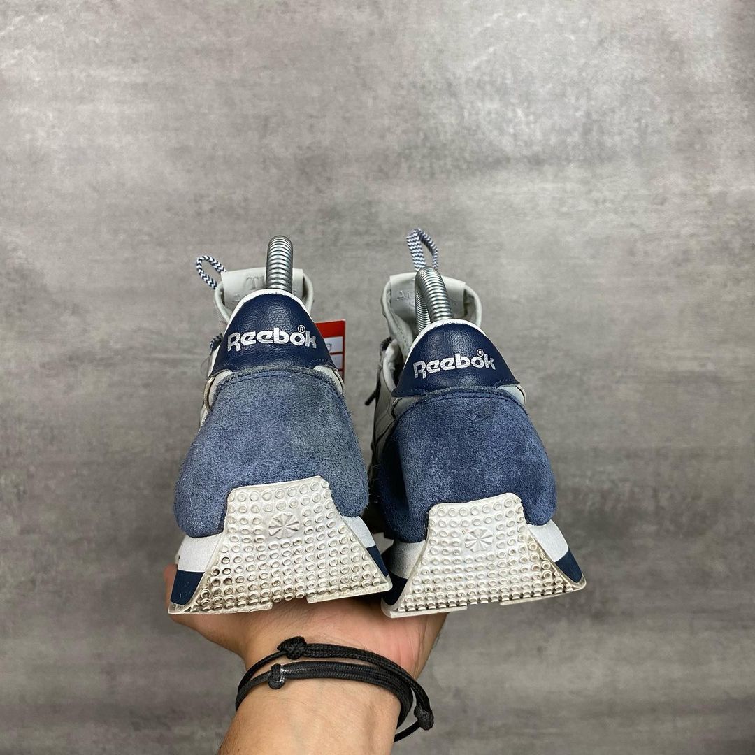 reebok aztec shoes DCSS09 Fesyen Pria Sepatu Sneakers di Carousell