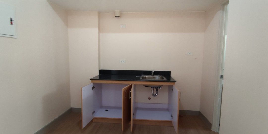 Rent to own condo in Manila peninsula garden near Adamson Robinson otis