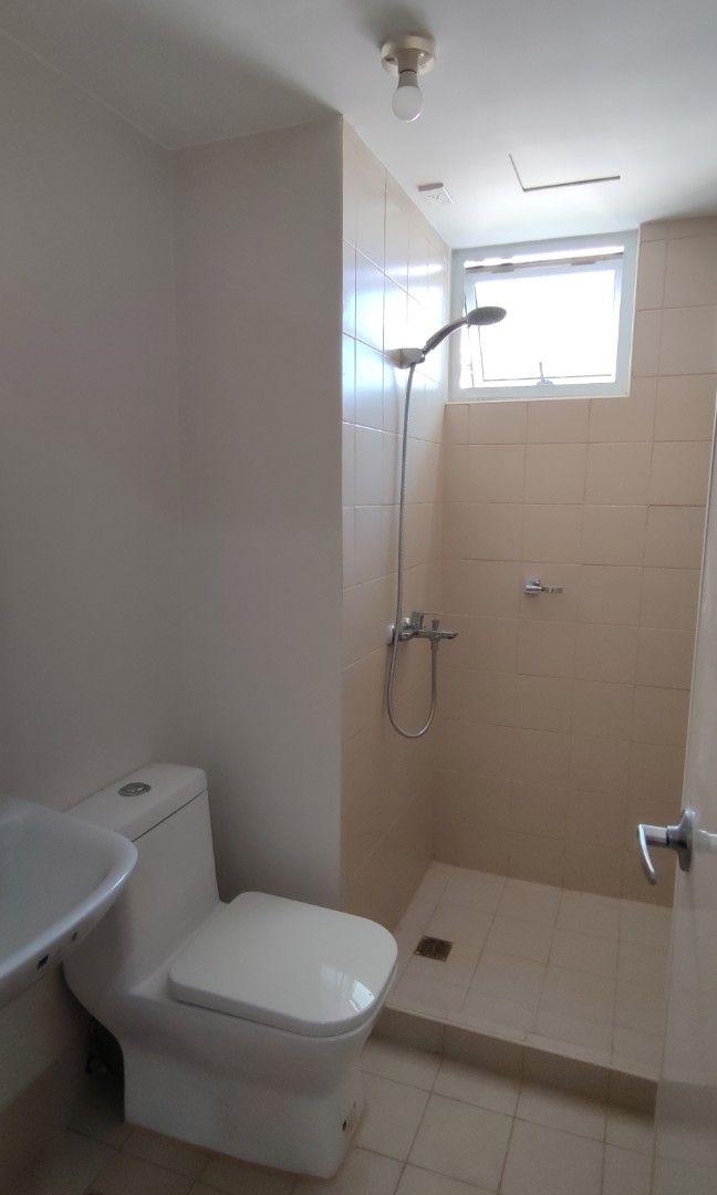 Rent to own condo in Manila peninsula garden near Adamson Robinson otis