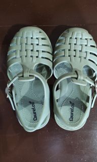 Sandal for kids like new