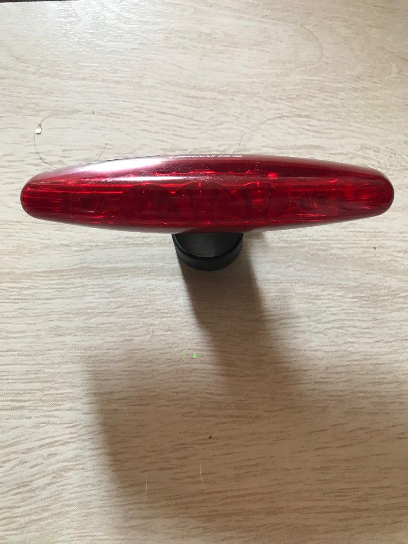 schwinn bike rear light (Category: Bicycles) located in Navotas City. Submitted by mph_thrift (Listing ID 1219028949, Image 3). Description: .