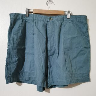 Shorts with tag