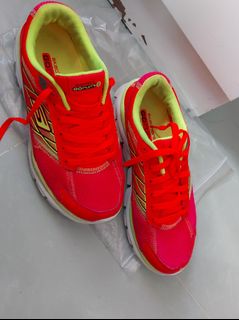 （分類：）位於 。 由 joymarcos222 提交（商品編號 1219027277，圖片 1）。簡介： 。
