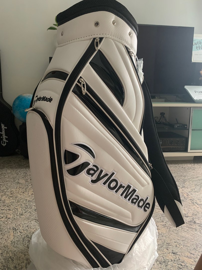 TaylorMade Golf Bag, Sports Equipment, Sports & Games, Golf on Carousell