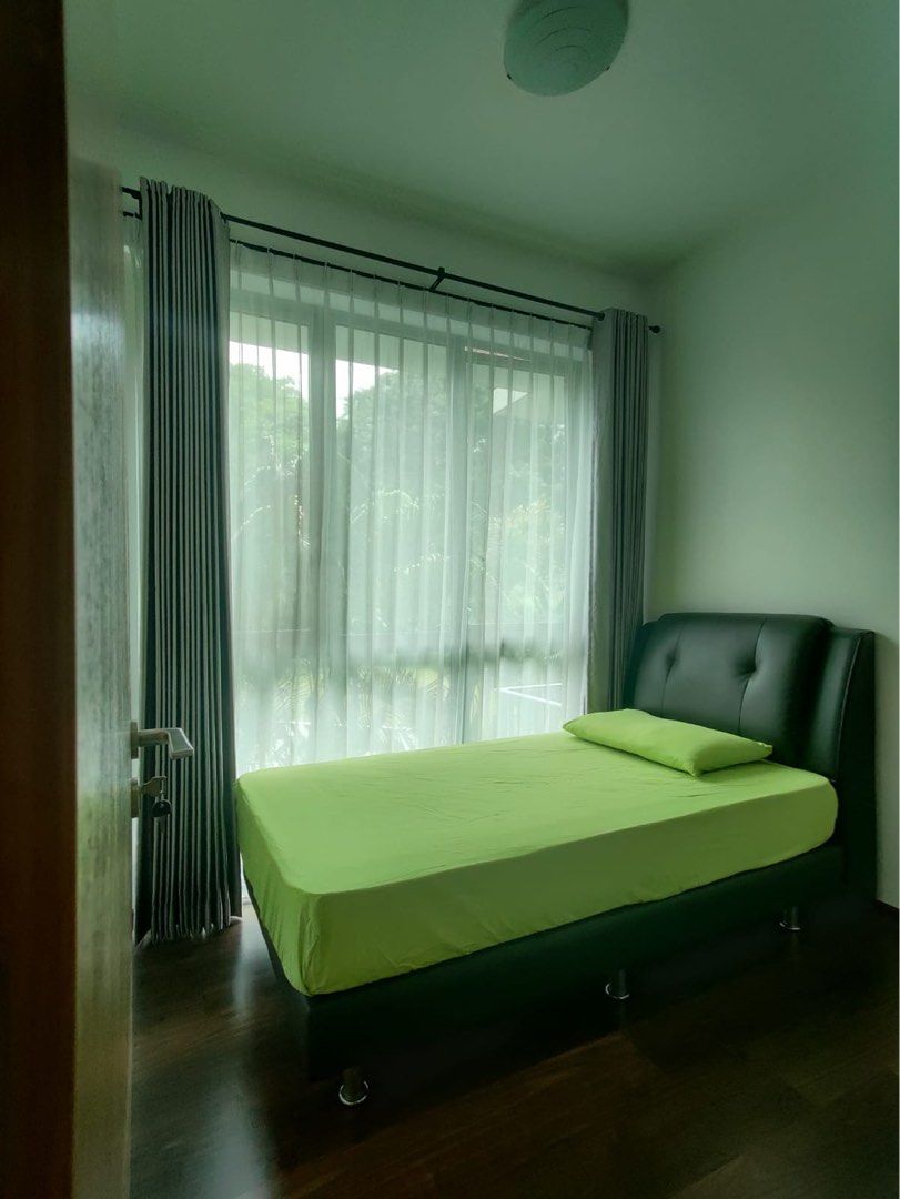 The Glades condo common room (Tanah Merah MRT), Property, Rentals, Room