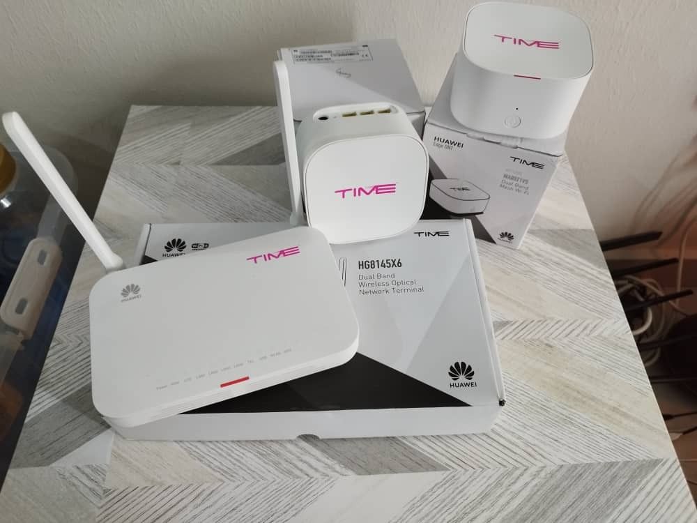Time Huawei Wifi 6 Router & 2 x Wifi Mesh Node