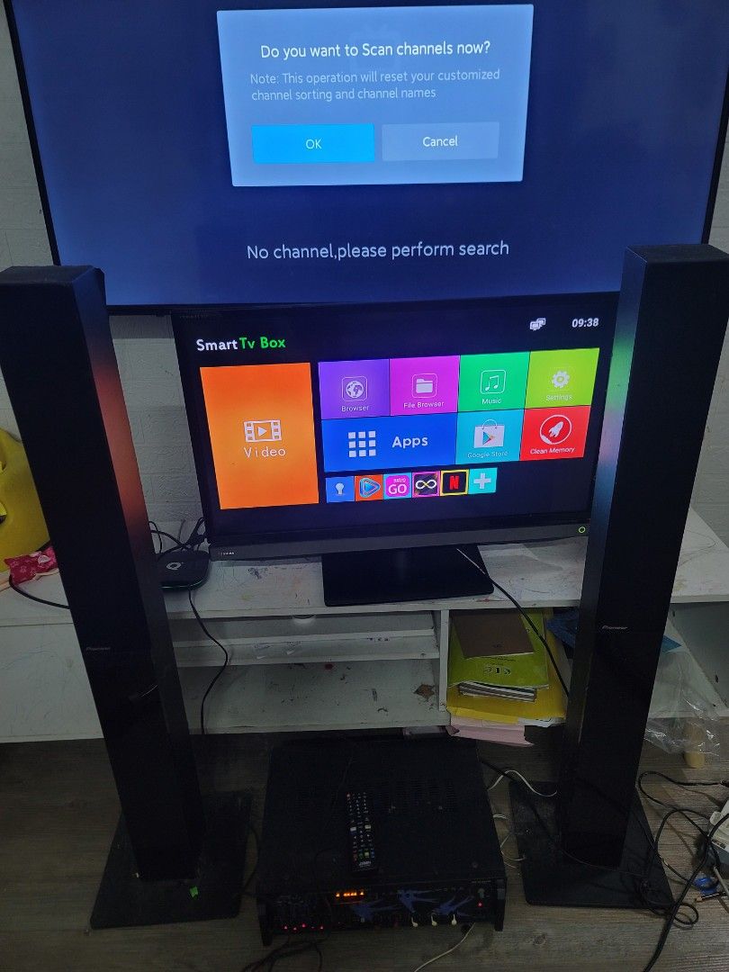 toshiba 32 inch tv, TV & Home Appliances, TV & Entertainment, TV on ...