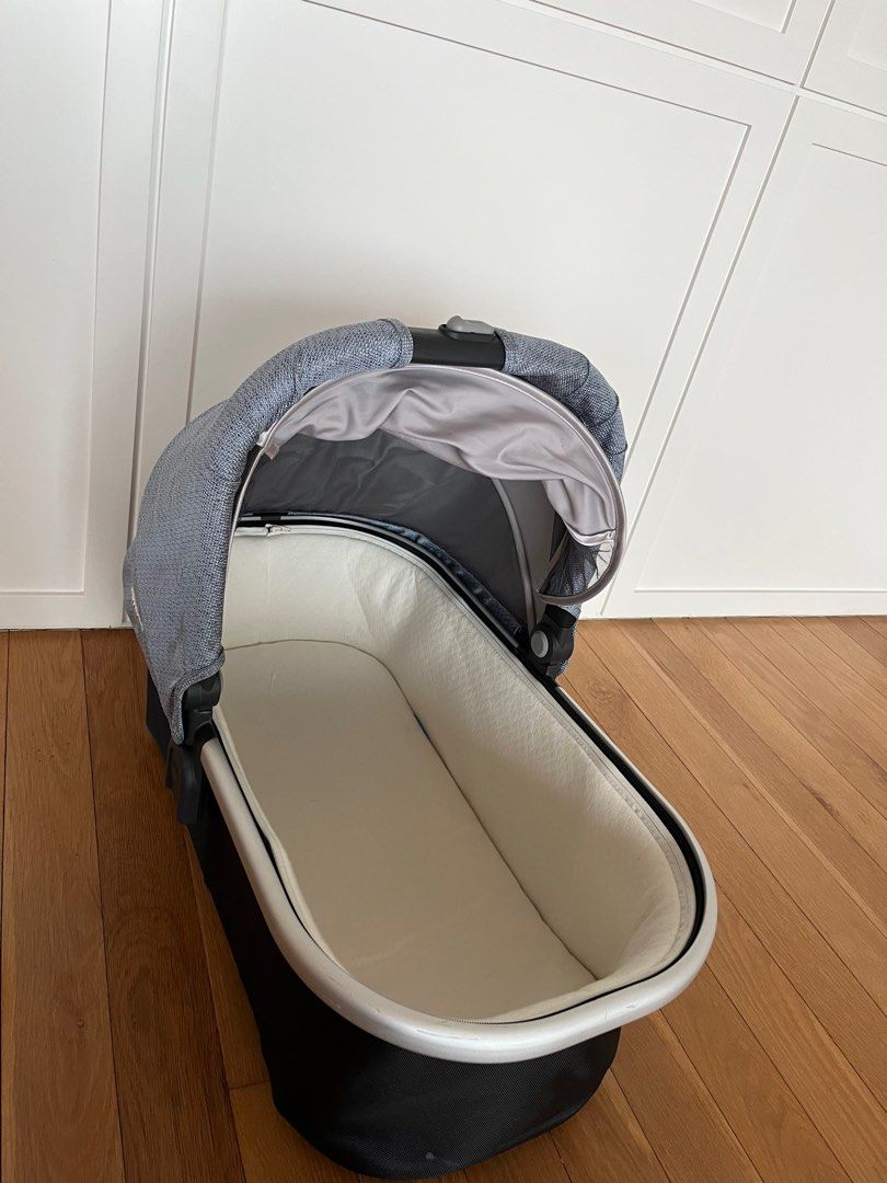 Uppababy deals bassinet washable