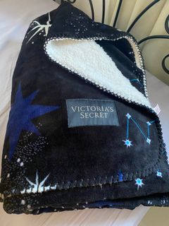 Victoria’s Secret Plush Fleece Blanket Celestial Moon and stars